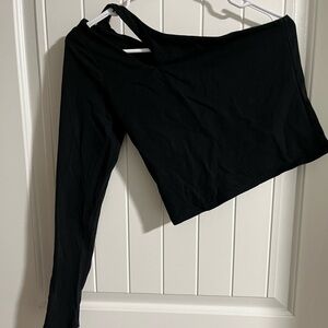 One sleeve Abercrombie and fitch top- black size M